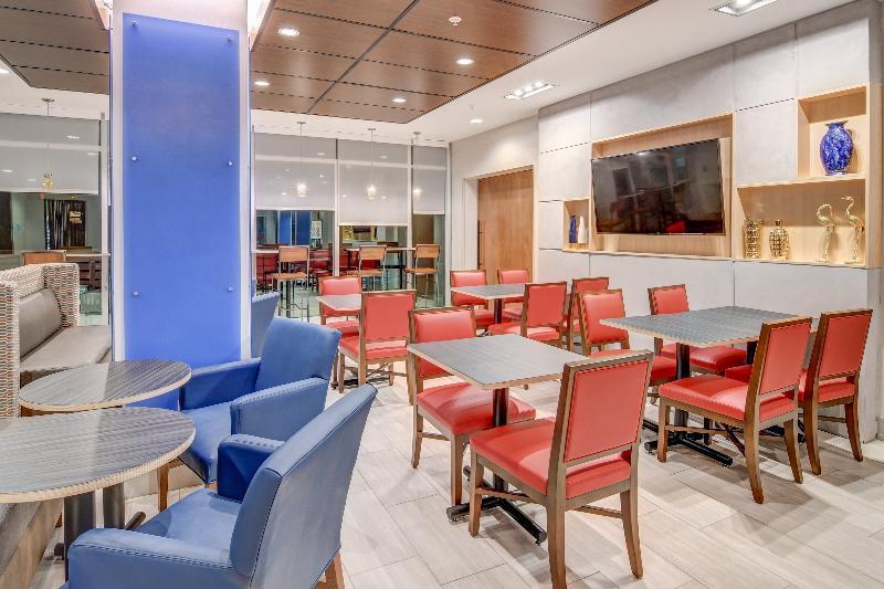 Holiday Inn Express - Fort Walton Beach Central By Ihg Екстериор снимка
